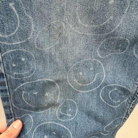 FOREVER 21 Smiley face high waisted straight leg woman's jean.  26 - Picture 3 of 14